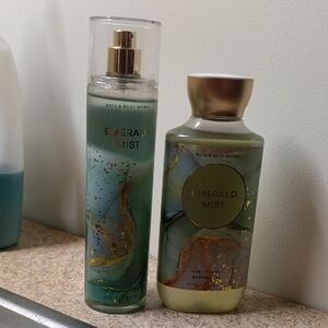 NEW Emerald Mist Bath & Body Set - Fragrance Mist & Shower Gel